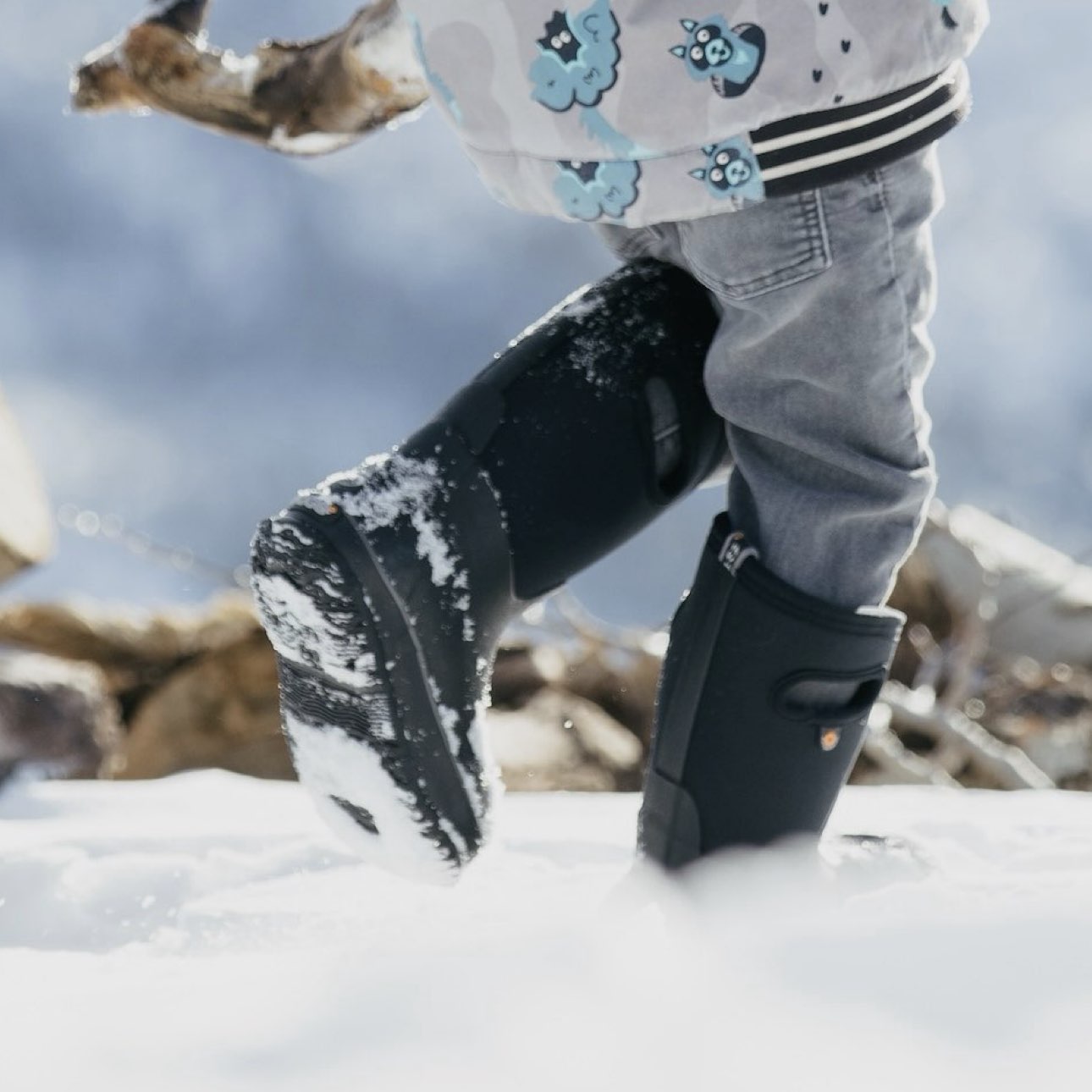 Image features the Kid's Classic II in black in the snow.